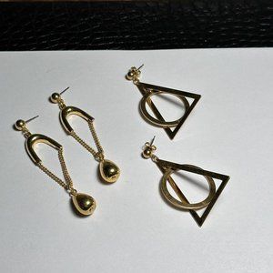 Lot Of 2 Gold Tone Pierced Dangle Earrings - Both Signed Avon